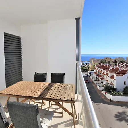 Port Iris Apartment