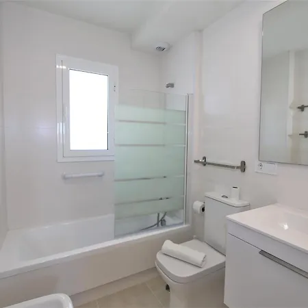 Port Iris Apartment *