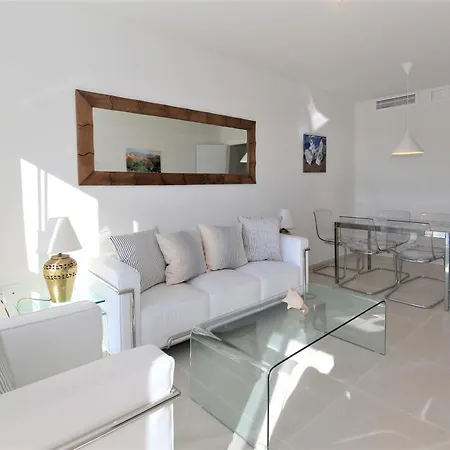 Port Iris Apartamento Estepona
