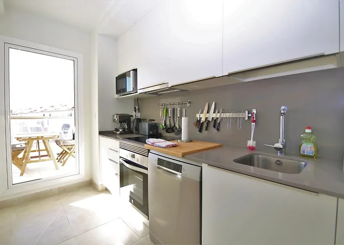 Port Iris 公寓 埃斯特波纳